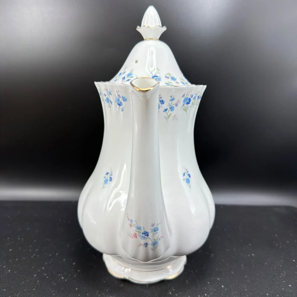 Royal Albert Memory Lane Coffee Pot Teapot Fine Bone China‎ Blue Floral England